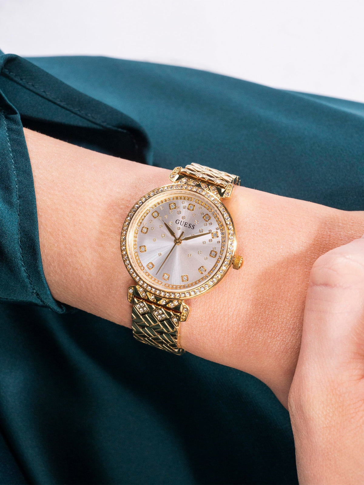 Crystal analogue watch