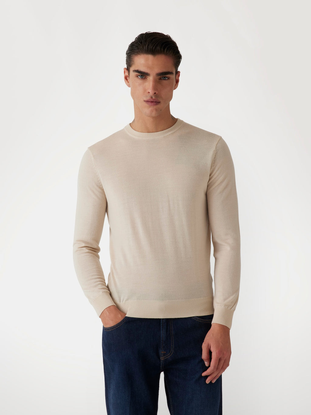 Wool pullover sweater