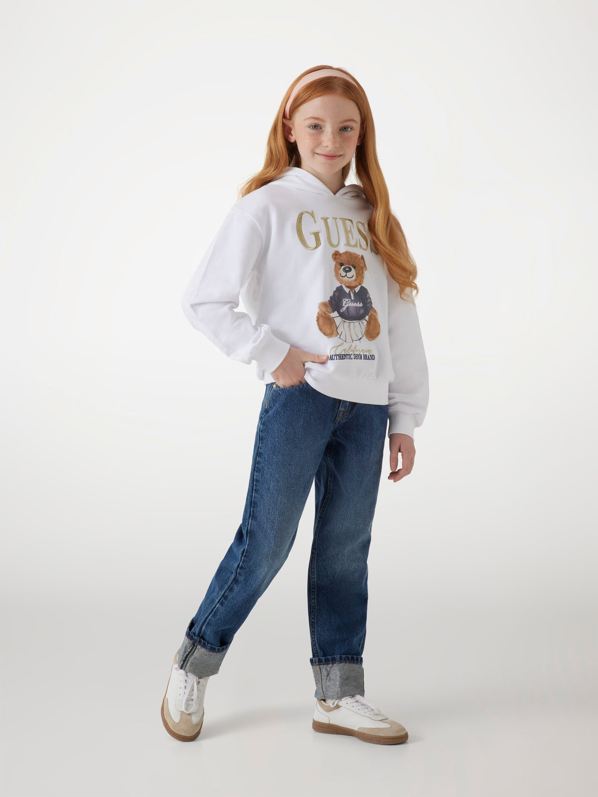 Front embroidery sweatshirt