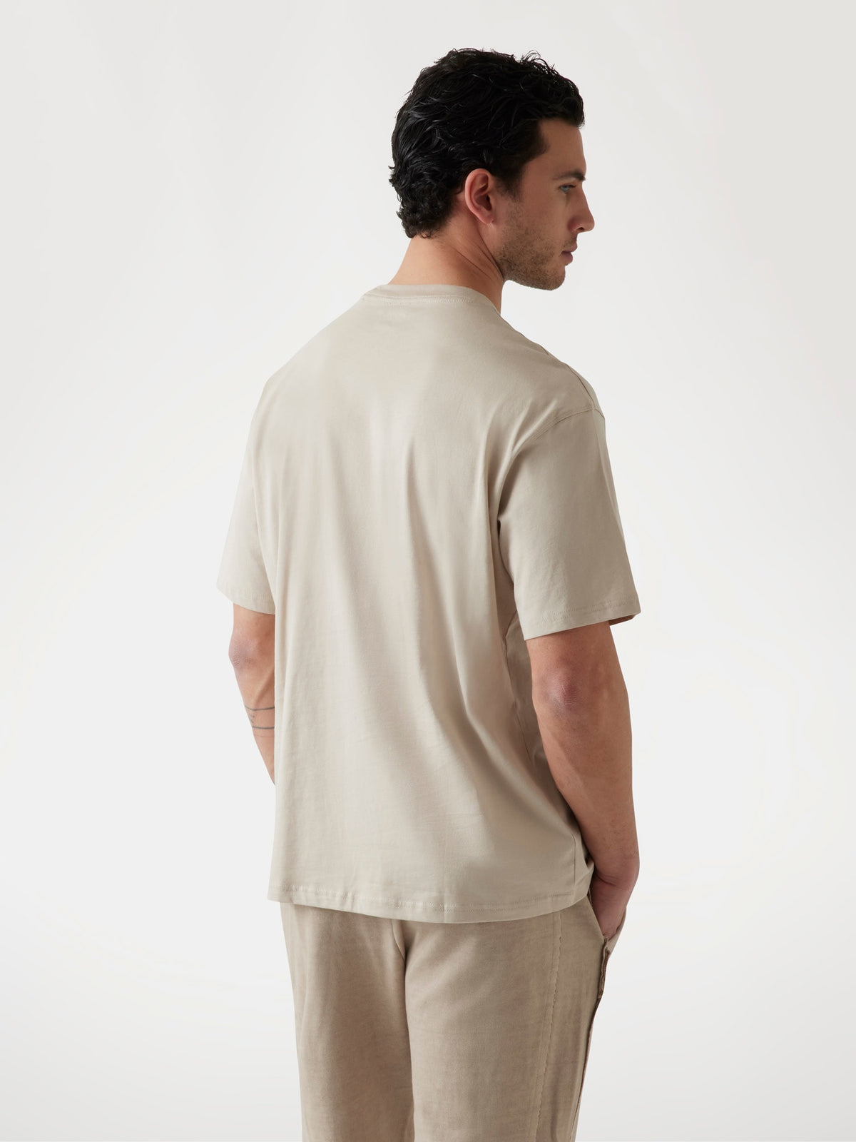 Front logo t-shirt