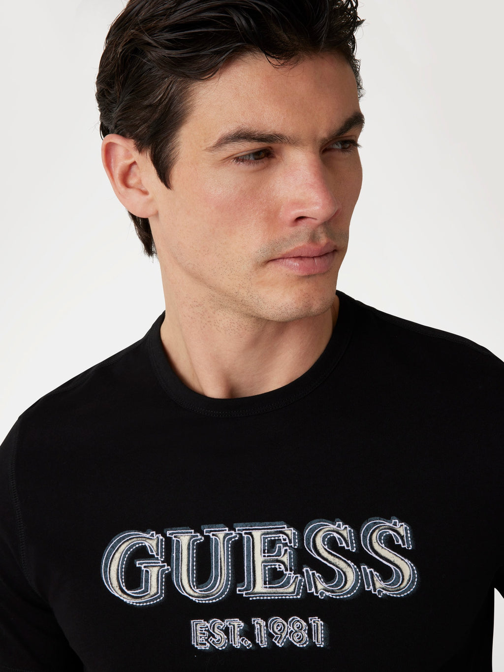 Front logo T-shirt