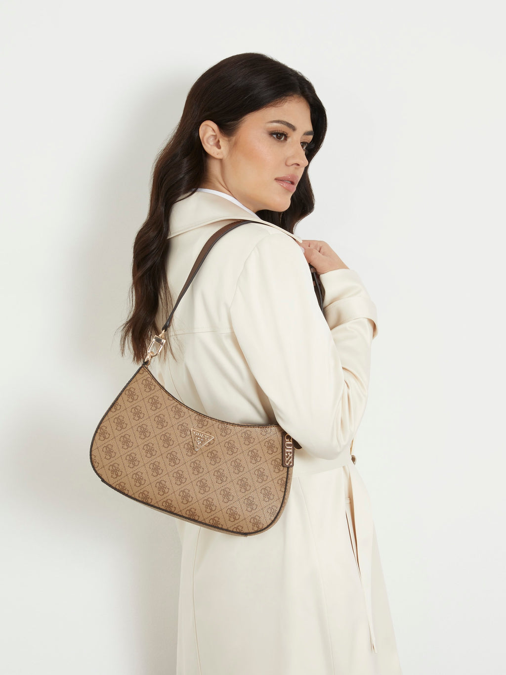 Noelle 4G logo shoulder bag