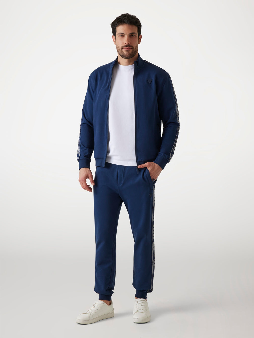 Full zip sweatshirt