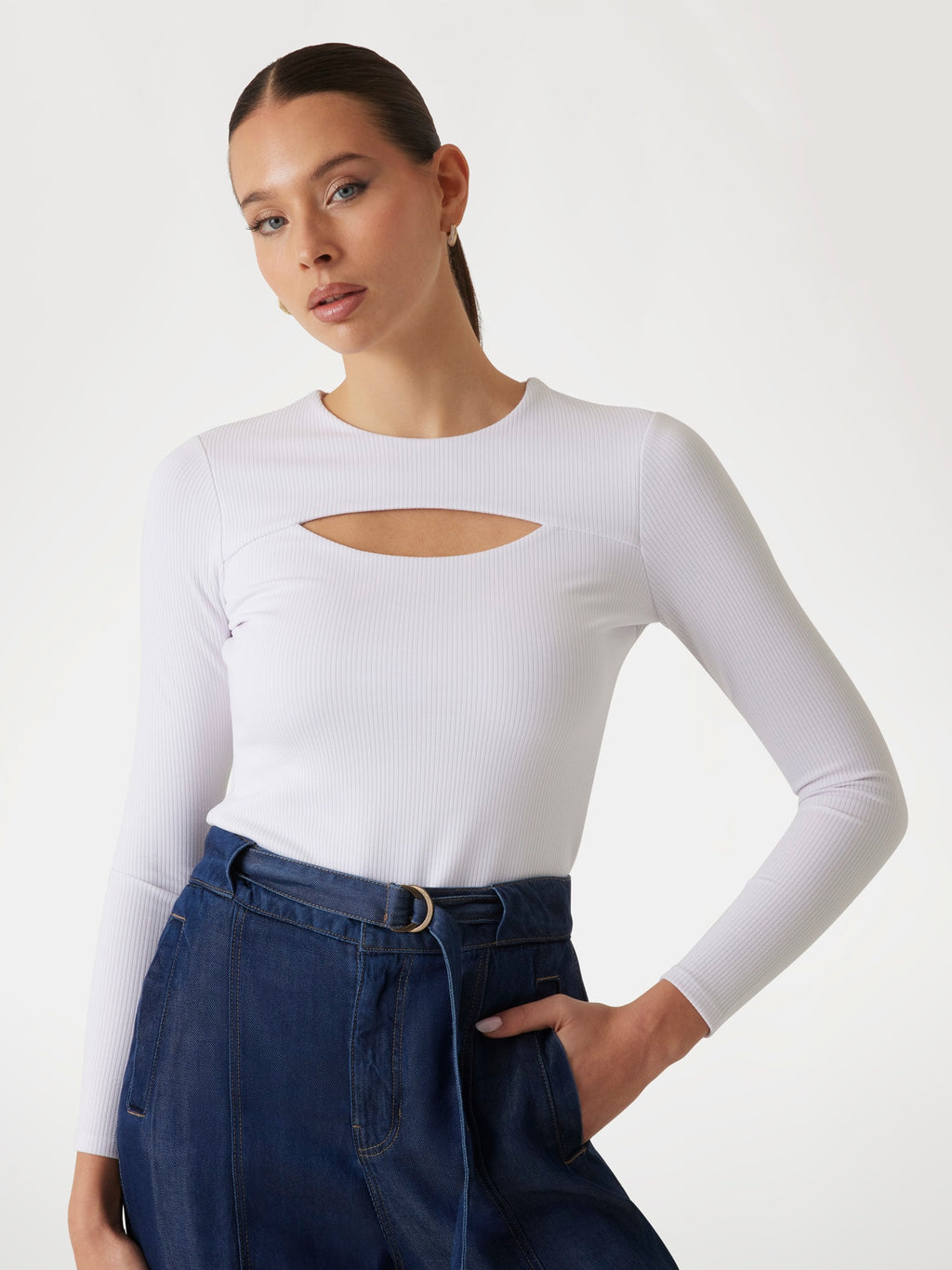 Cut-out stretch top