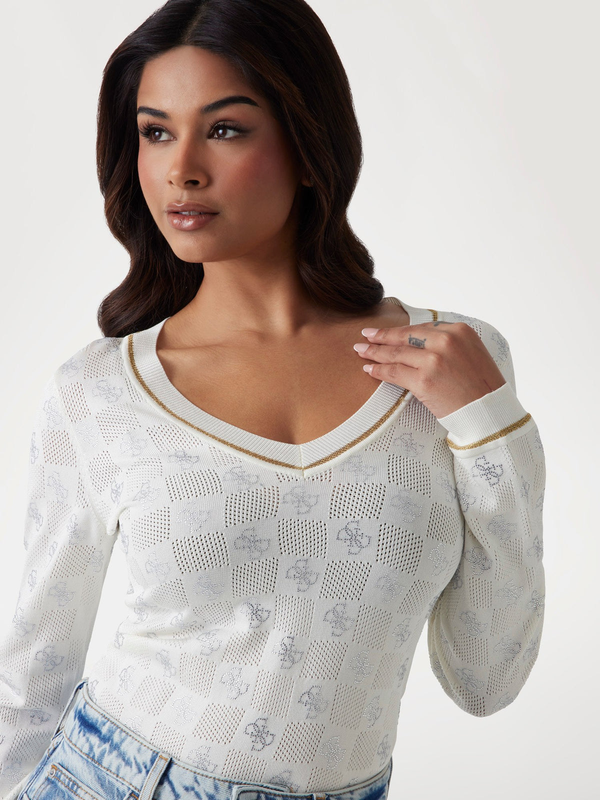 4G logo sweater