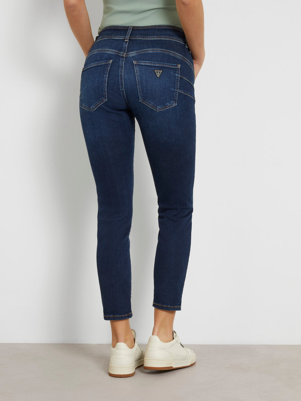 Shape Up skinny denim pant