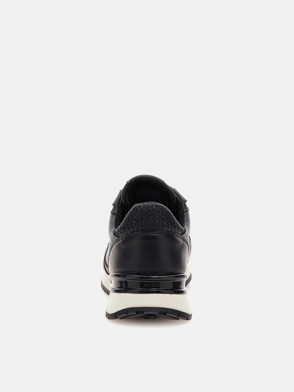 Island 4G logo running shoe