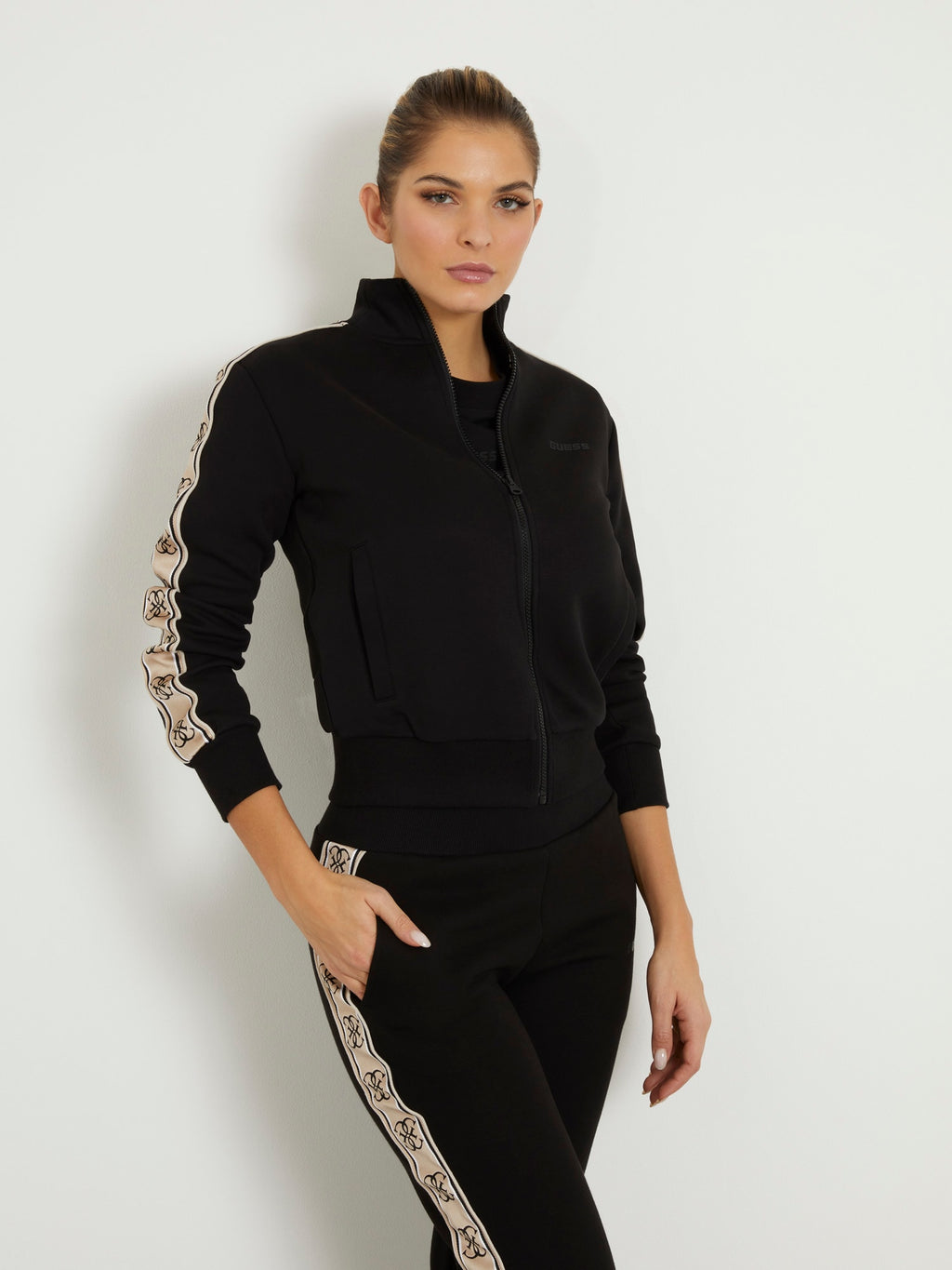 Side logo tape sweatshirt